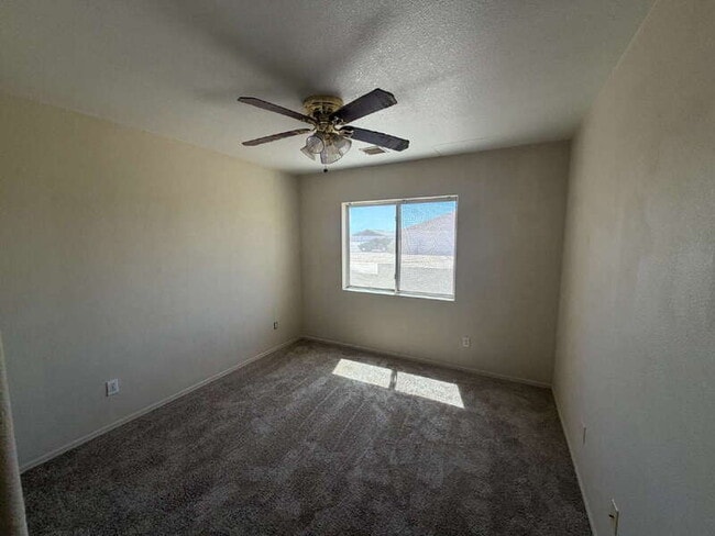 Building Photo - 10800 W Carousel Dr