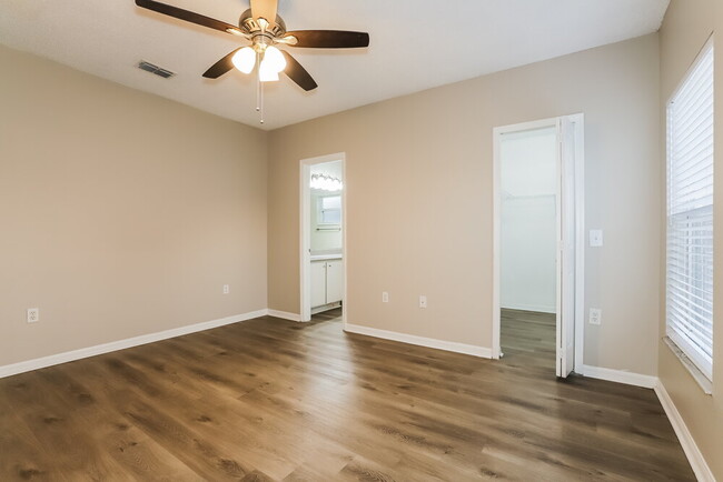 Building Photo - 529 Delido Way