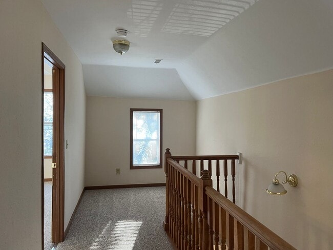 Building Photo - 1439 N Texas Ave