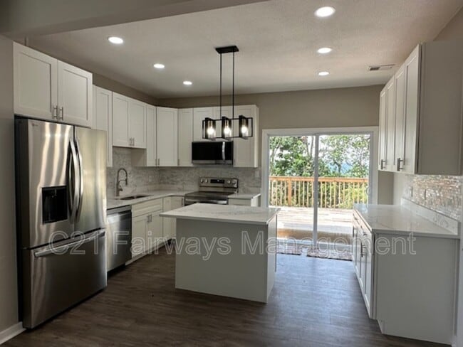 Building Photo - 3741 Wapello St