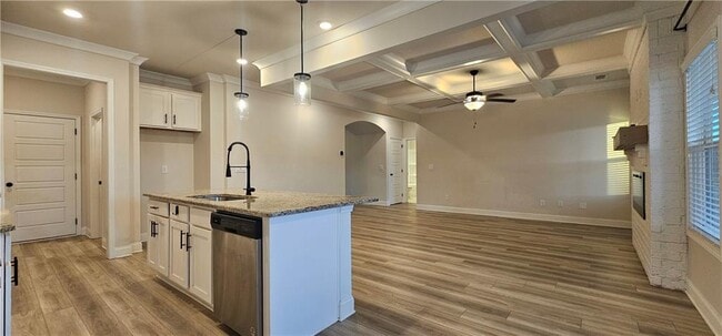 Building Photo - 1630 Branthaven Ln