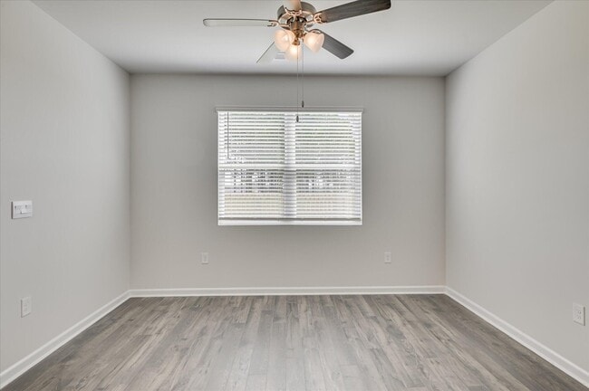 Building Photo - 797 Grovebury Ct