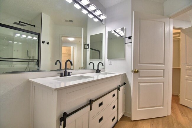 Building Photo - 660 Celebration Ave