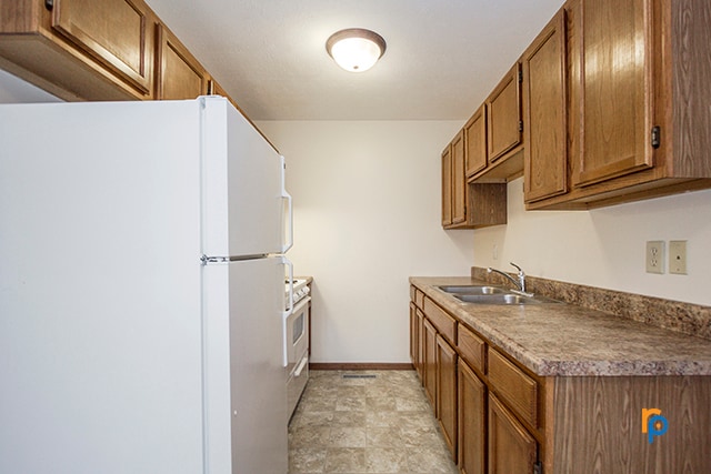 Building Photo - 3445 Portia St