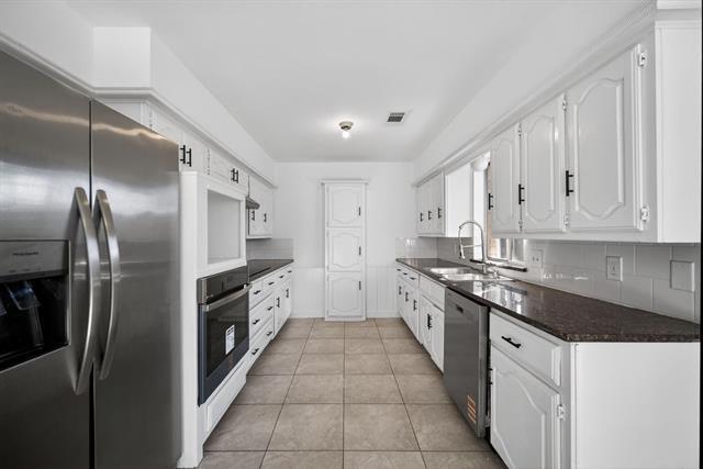 Building Photo - 12631 Hornbeam Dr