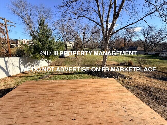 Building Photo - 9209 Hayes Dr