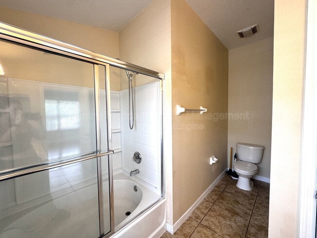 Building Photo - 1985 Estancia Cir