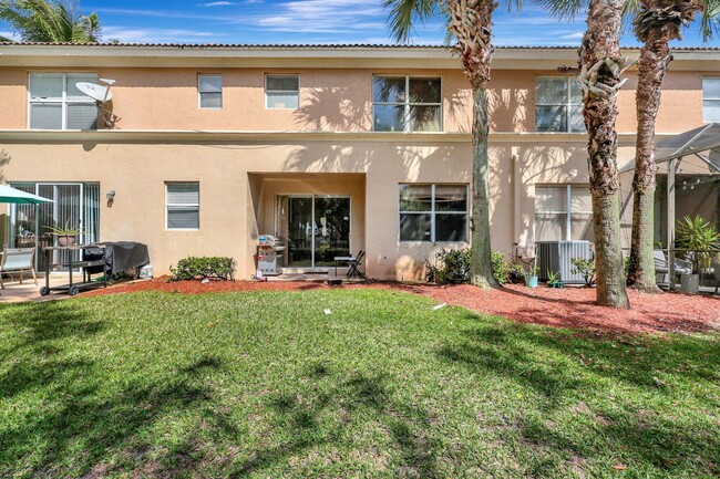 Building Photo - Rainbow Springs Terrace, Royal Palm Beach,...