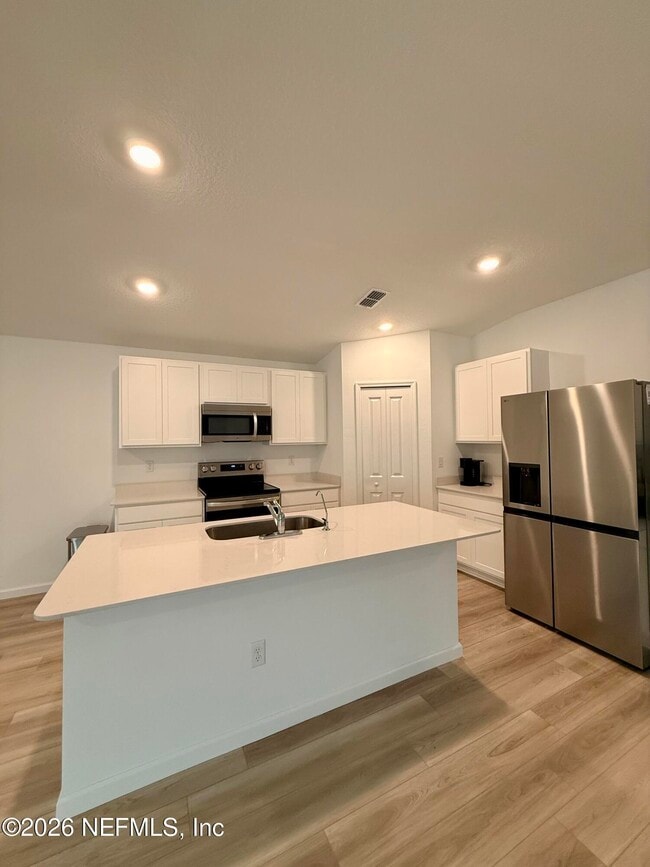 Building Photo - 10855 Drogba Dr