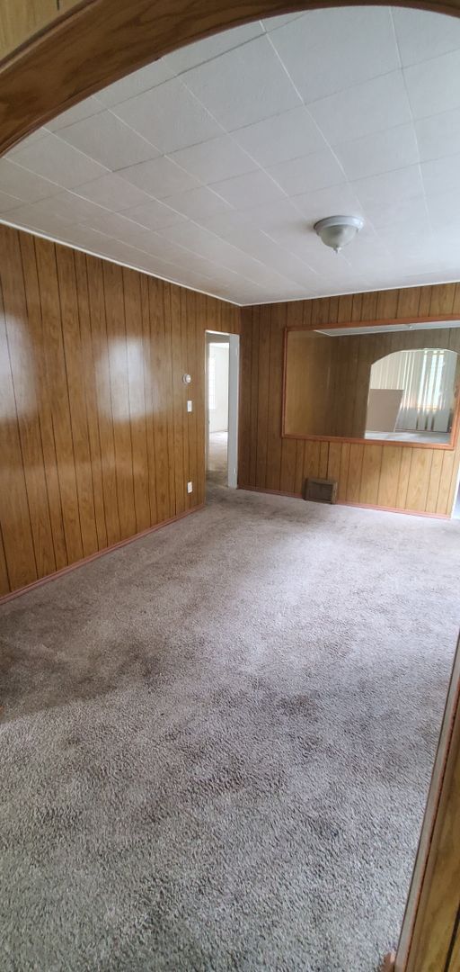 Building Photo - 4438 Sheridan - Vaibhav Mukund Pachalla