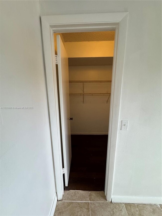 Building Photo - 4341 W McNab Rd