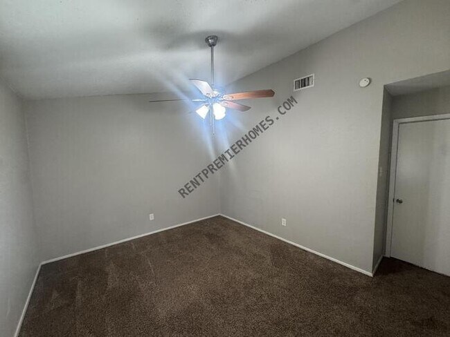 Building Photo - 23139 Lestergate Dr