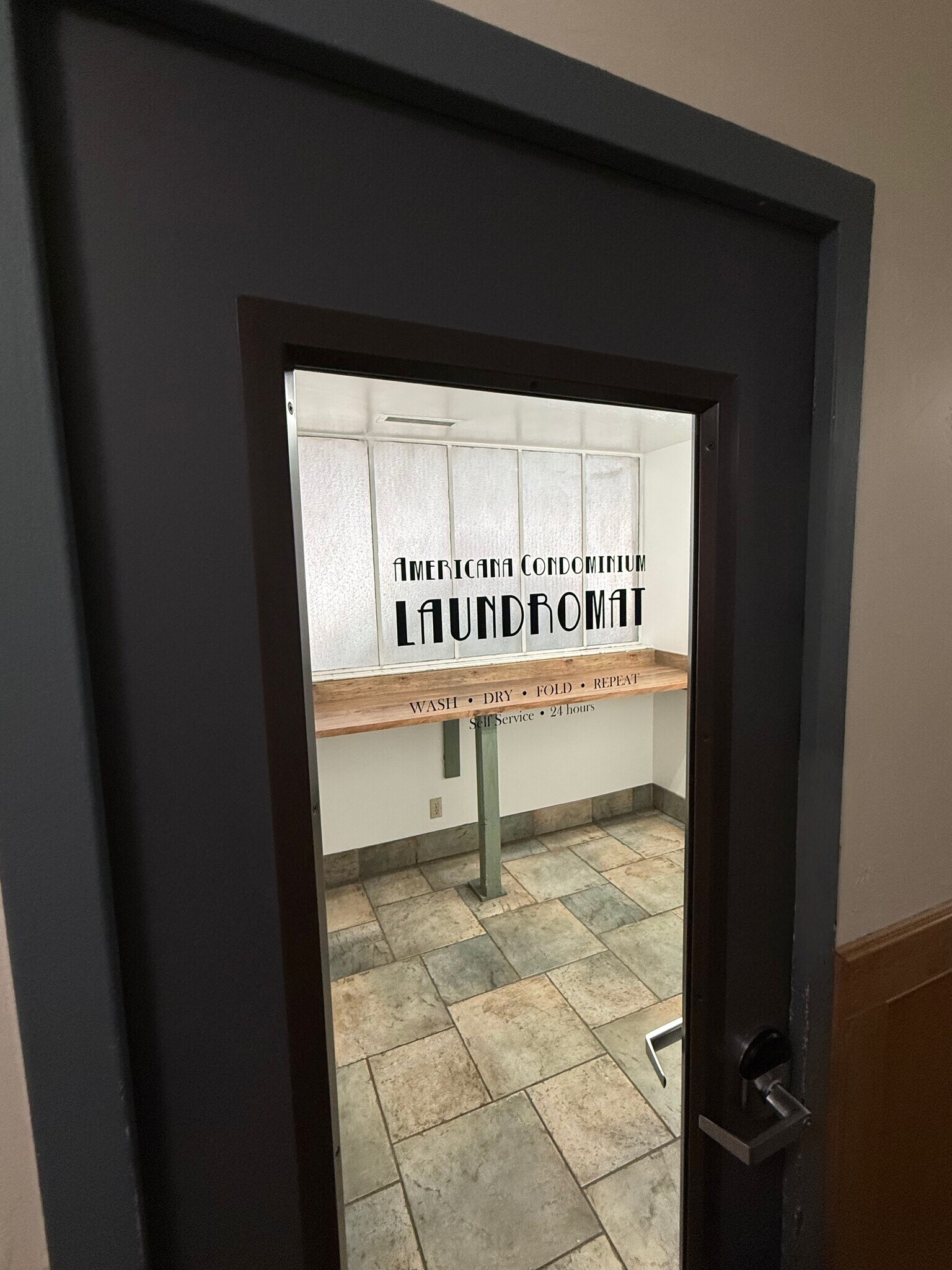 Building Photo - 1121 Albion St