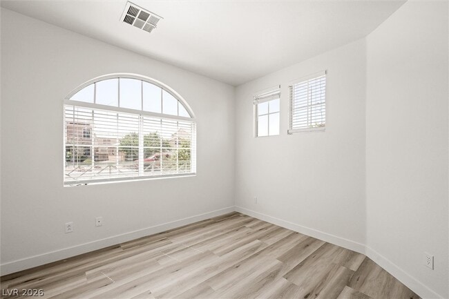 Building Photo - 5618 Indian Springs St