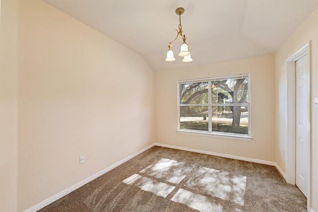 Building Photo - 212 Cargill Dr
