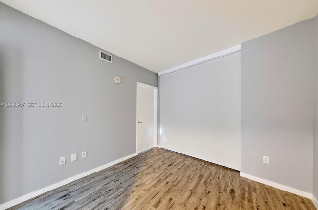 Building Photo - 1100 S Miami Ave