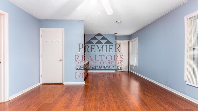 Building Photo - 3812 Wingate Dr
