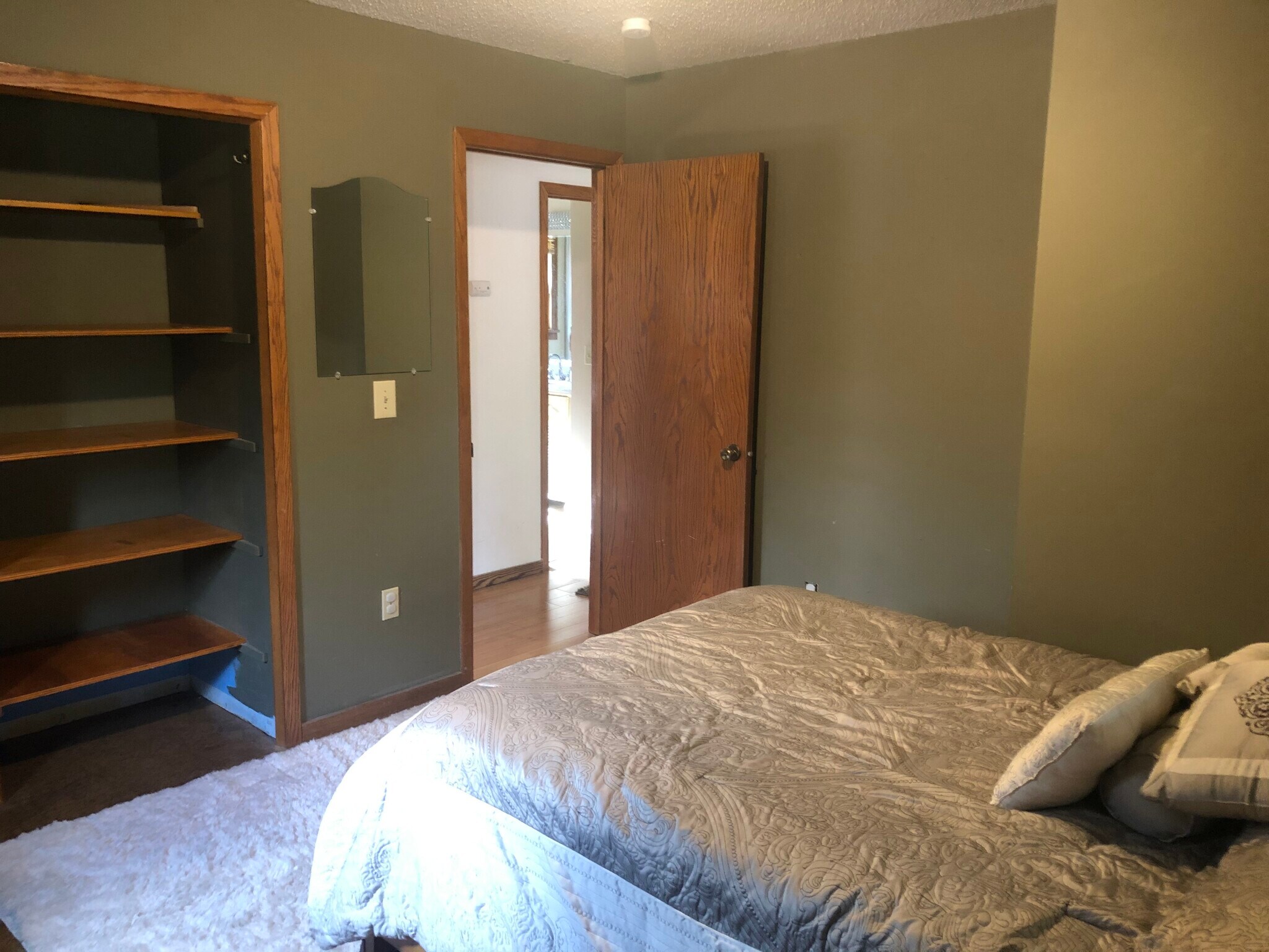 Mainfloor Bedroom - 23260 Bridgestone Rd NW
