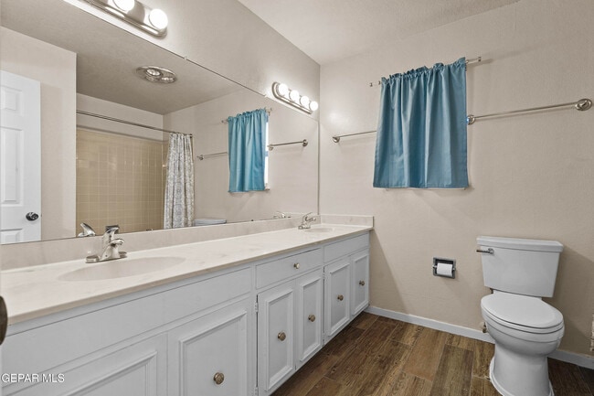 Building Photo - 7141 Gran Vida Dr