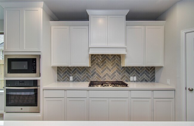 Building Photo - 10731 Aquila Star Dr