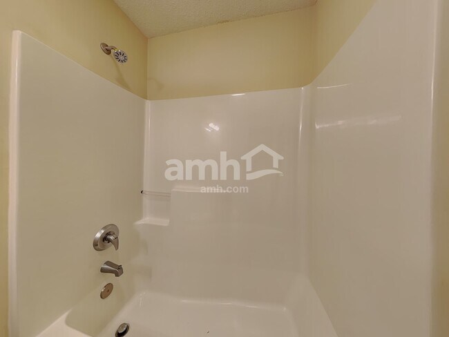 Building Photo - 5073 Natalie Temple Ln