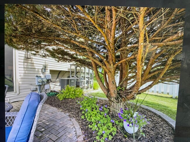 Building Photo - 1700 Copeland Cir
