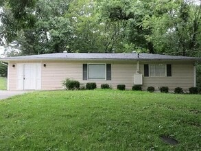 Building Photo - 200 Mccormick Ave