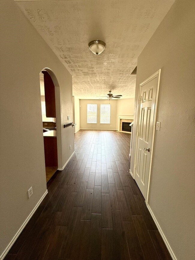 Building Photo - 20223 Benton Springs Ln