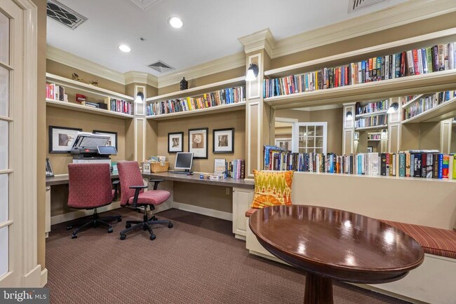 Building Photo - 556 Rhapsody Ct