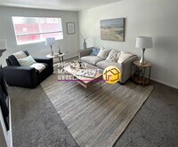 Building Photo - 2 Bedroom Condo for Rent