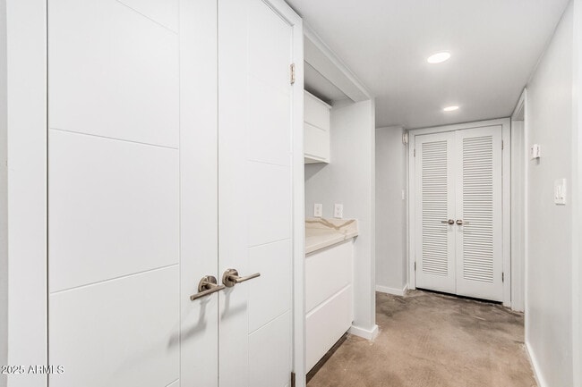 Building Photo - 7401 E Northland Dr