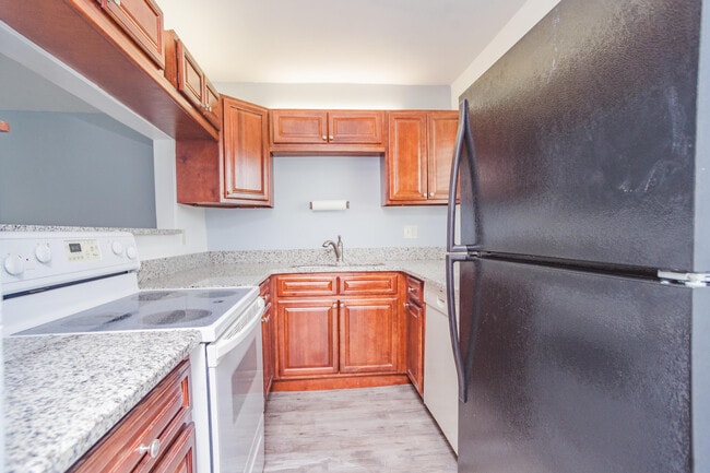 Building Photo - 1901 Indian River Blvd