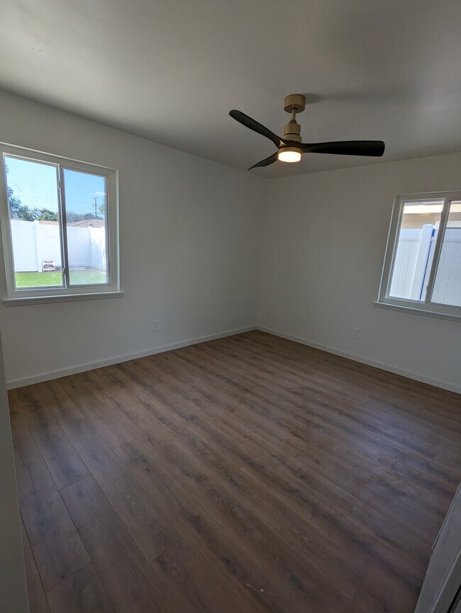 Building Photo - 574 Madison Ave