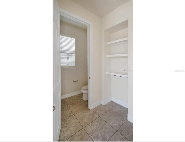 Building Photo - 2541 Rapollo Dr