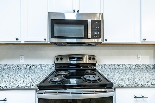 Building Photo - 5519 121st St