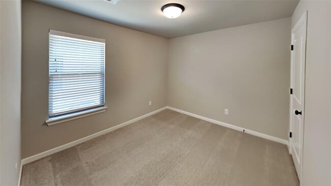 Building Photo - 10520 NW 41st St
