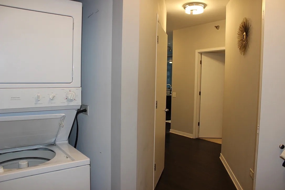 Building Photo - 757 N Orleans St