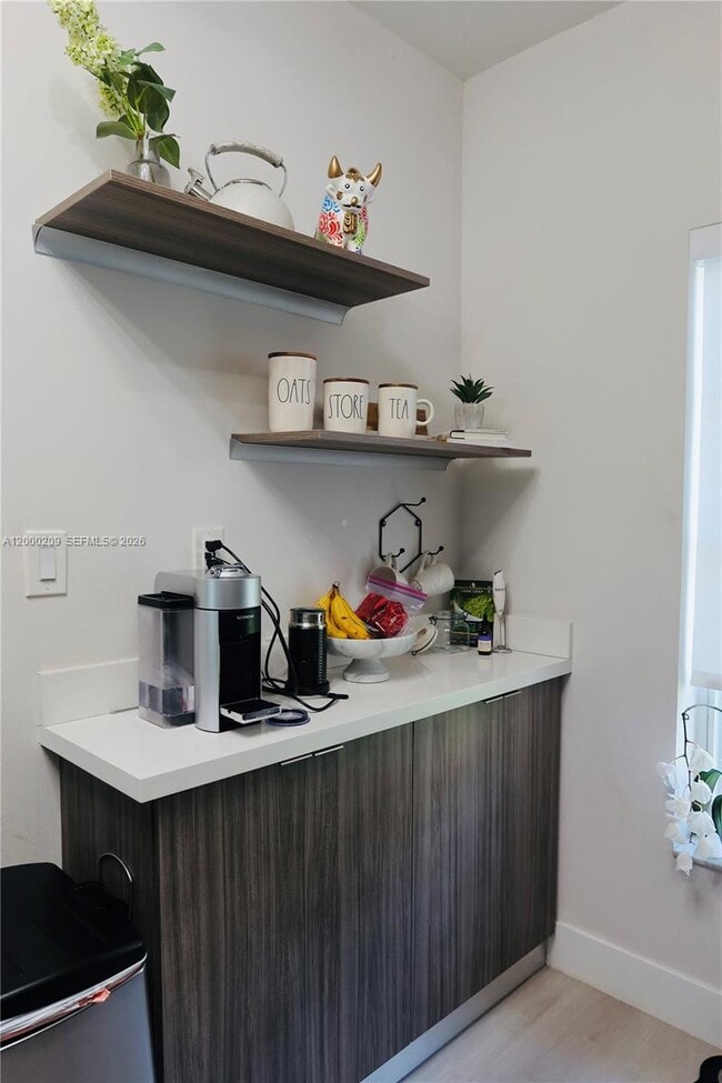 Building Photo - 16755 Hemingway Dr