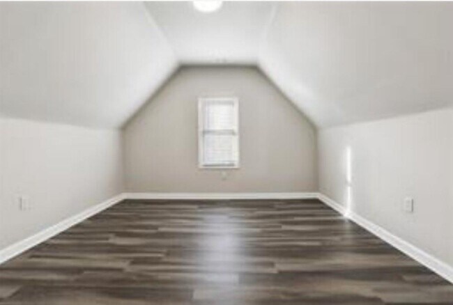 Building Photo - 590 Sweet Stream Trace