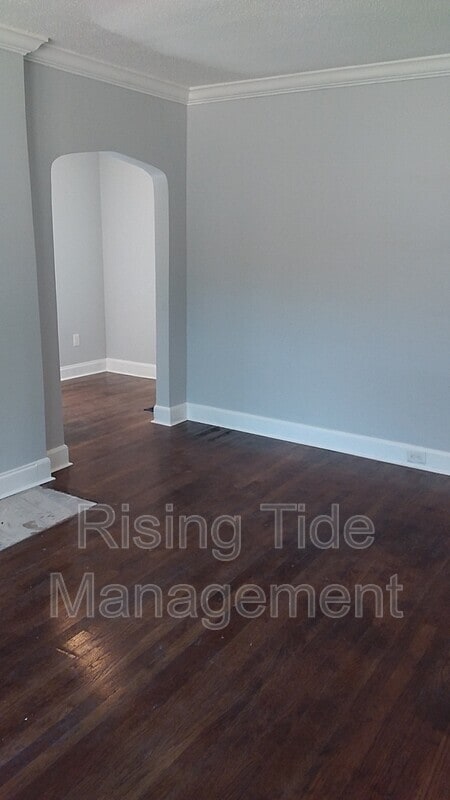 Building Photo - 4404 Avenue M