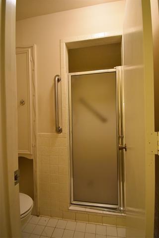 Building Photo - 1701 Westside Dr