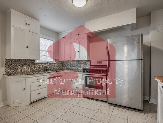 Building Photo - 1801 NW 22nd St