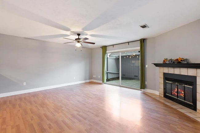 Building Photo - 7673 Lily Mar Ln