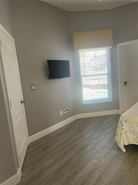 Building Photo - 15454 Markham Dr