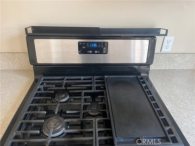 Building Photo - 40 Timber Run