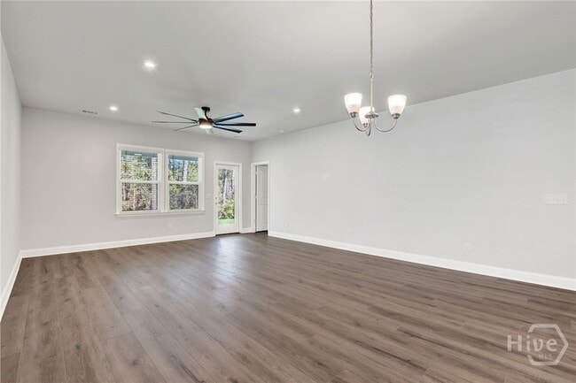 Building Photo - 420 Monterey Lp