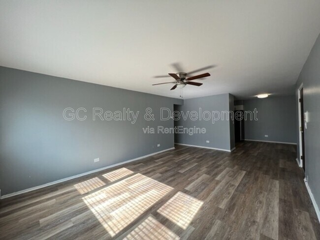 Building Photo - 316 N Warwick Ave