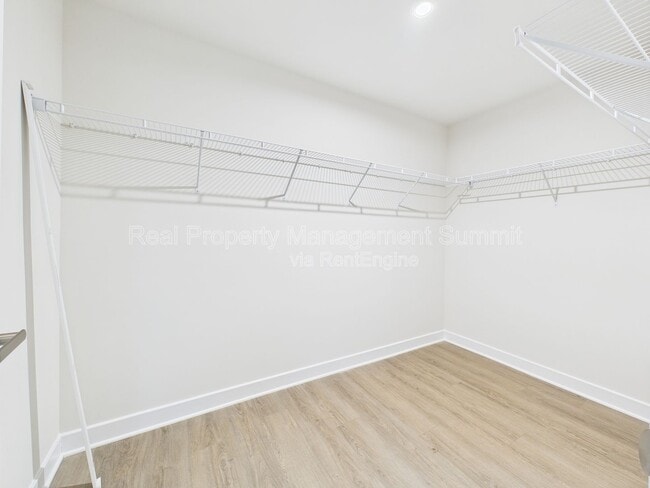 Building Photo - 4711 Hardwell St