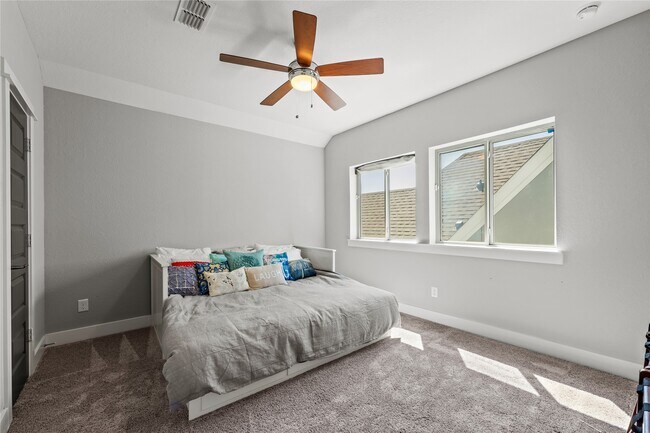 Building Photo - 1711 Leilani Dr