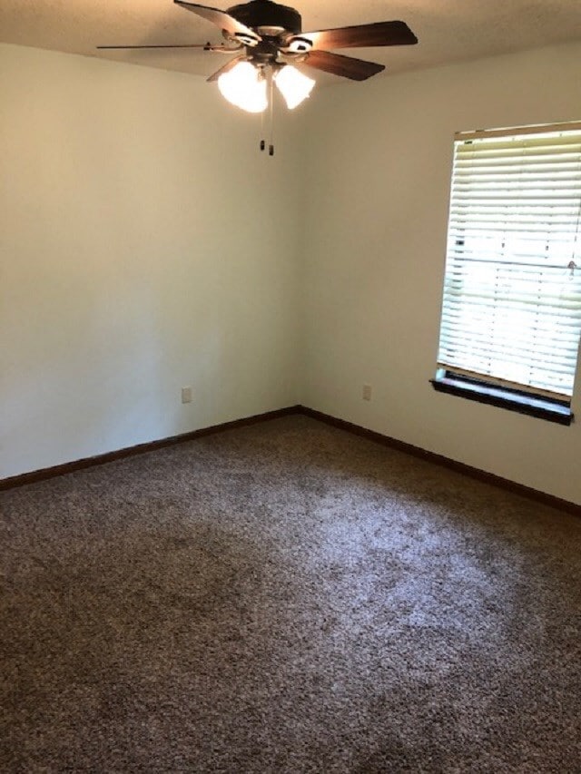 Building Photo - 1240 Blockford Ct W